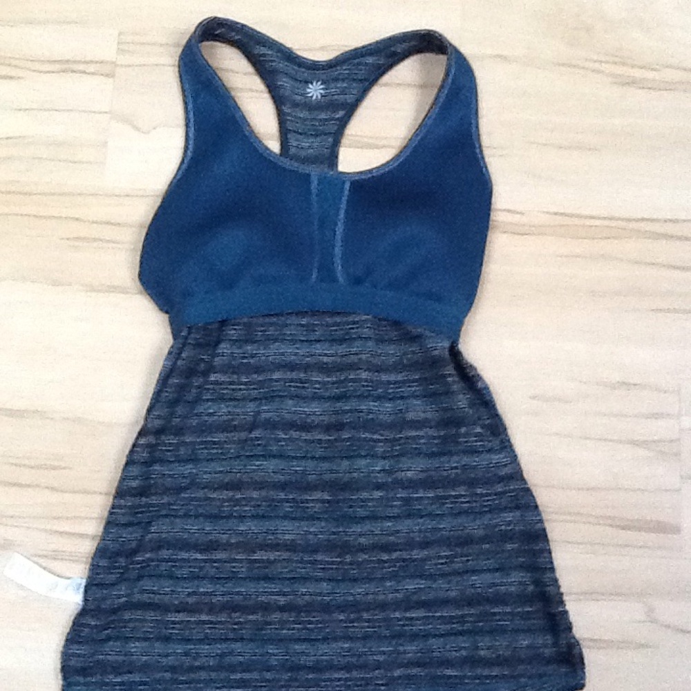 Athleta Racerback Tank Sz XS - Picture 4 of 9